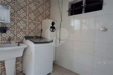 Casa à venda com 2 quartos, sendo 1 suíte, em Vila Assis, Sorocaba, SP