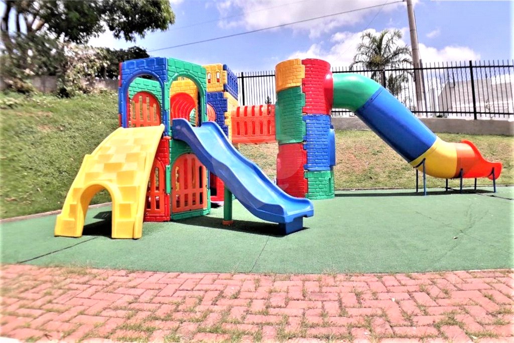 Apartamento à venda com 3 quartos, sendo 1 suíte,  em Pinheirinho, Vinhedo, SP
