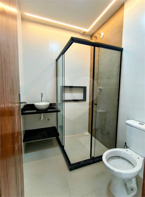 Casa à venda com 2 quartos, sendo 1 suíte,  em Guriri, Cabo Frio, RJ