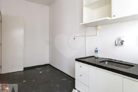 Apartamento à venda com 2 quartos em Cerqueira César, São Paulo, SP