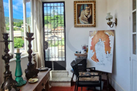 Casa à venda com 7 quartos, sendo 1 suíte, em Cosme Velho, Rio de Janeiro, RJ