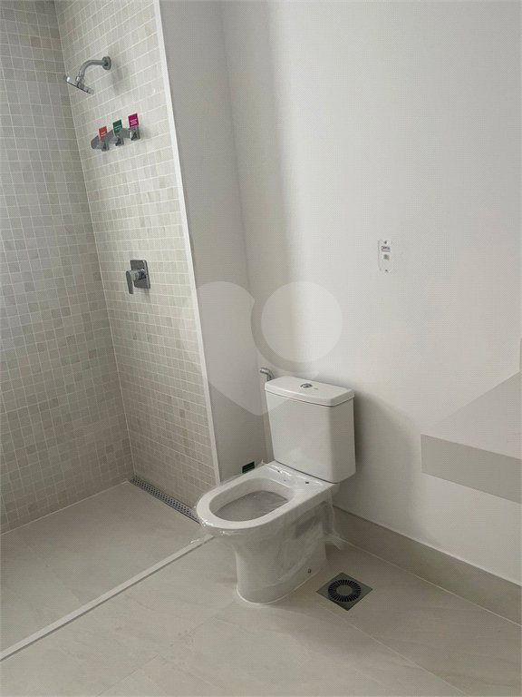Apartamento à venda com 3 suítes em Moema, São Paulo, SP