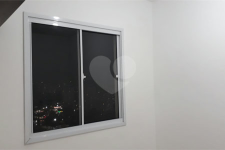 Apartamento à venda com 2 quartos em Parque Arariba, São Paulo, SP