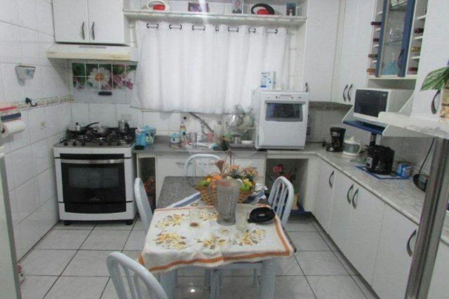 Sobrado à venda com 3 quartos, sendo 1 suíte, em Vila Maria Alta, São Paulo, SP