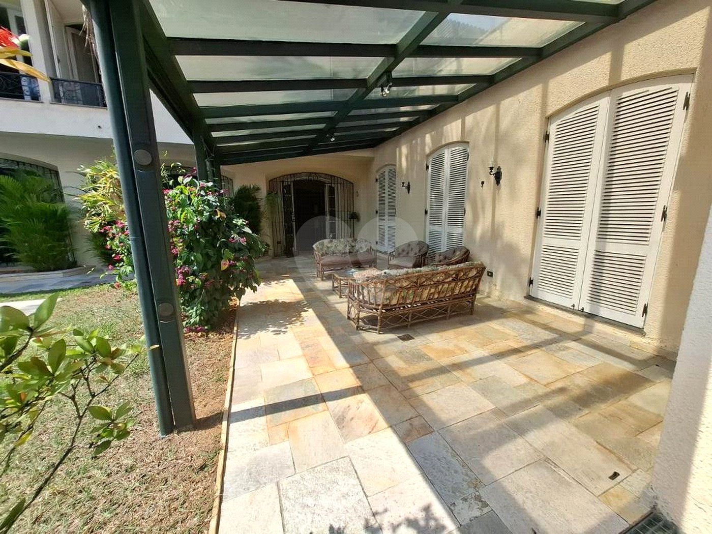 Casa à venda com 5 quartos, sendo 3 suítes,  em Alto da Boa Vista, São Paulo, SP