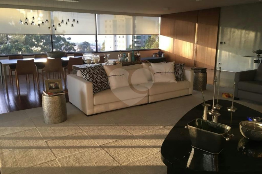 Apartamento à venda com 4 suítes em Morumbi, São Paulo, SP