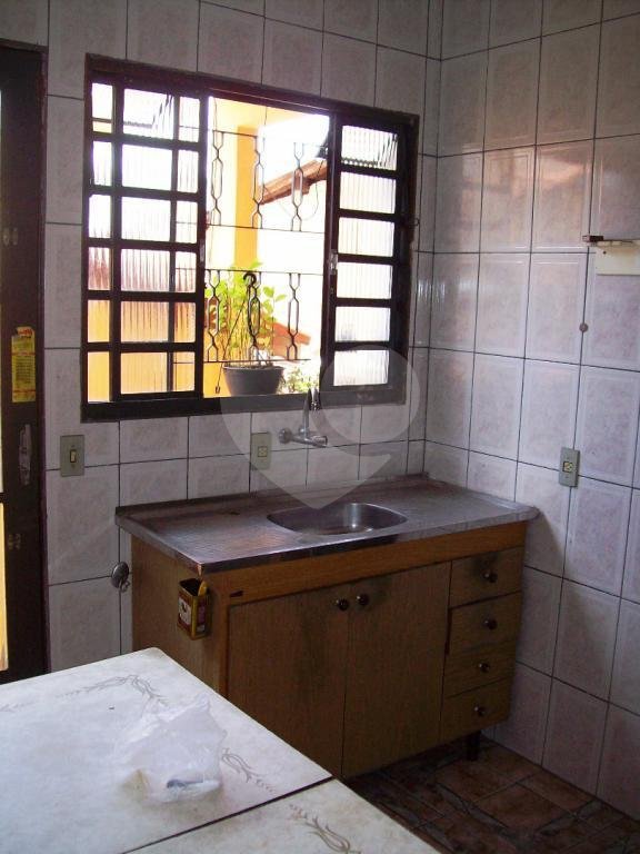 Sobrado à venda com 2 quartos, sendo 1 suíte, em Vila Vitório Mazzei, São Paulo, SP