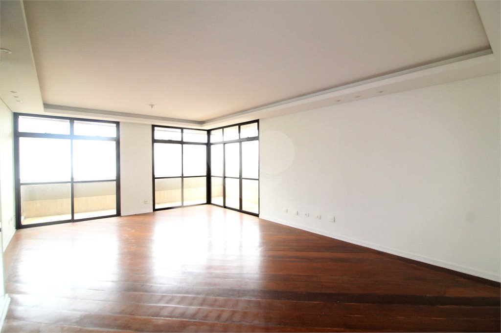 Apartamento à venda com 4 quartos, sendo 3 suítes, em Santo Amaro, São Paulo, SP