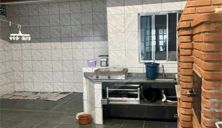 Casa à venda com 3 quartos, sendo 1 suíte, no condomínio Vila Nova de Mafra, São Paulo - SP