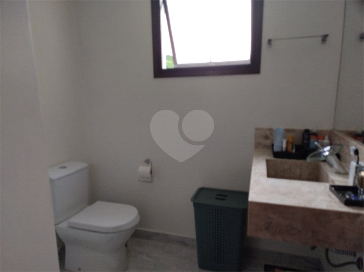 Apartamento à venda com 4 quartos, sendo 1 suíte,  em Brooklin Paulista, São Paulo, SP