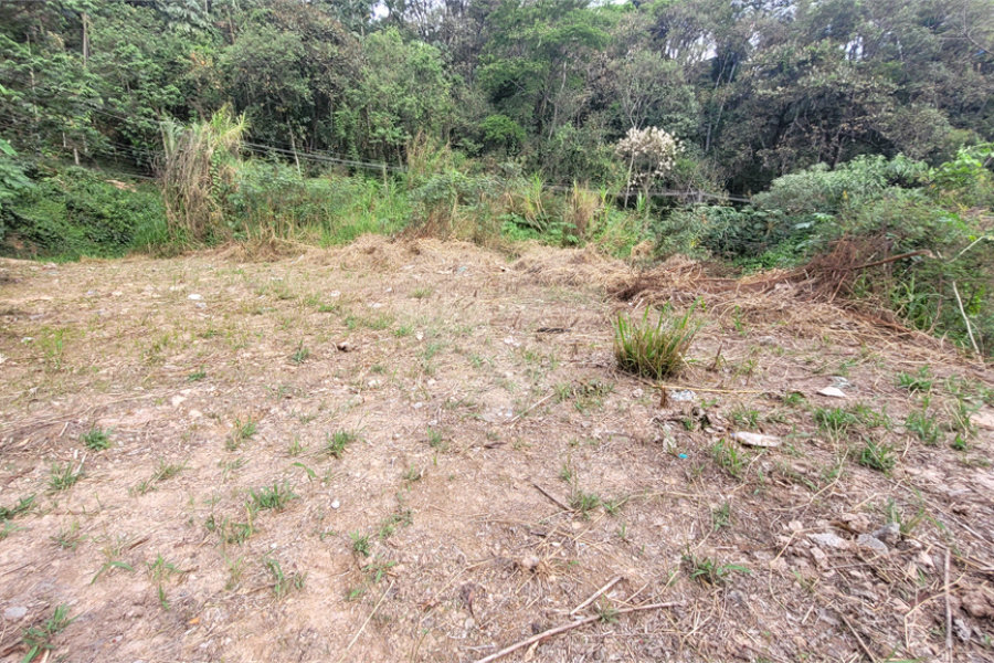 Terreno à venda em Barreiro, Mairiporã, SP