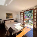 Casa à venda com 4 suítes no condomínio Quinta do Lago, Petrópolis - RJ