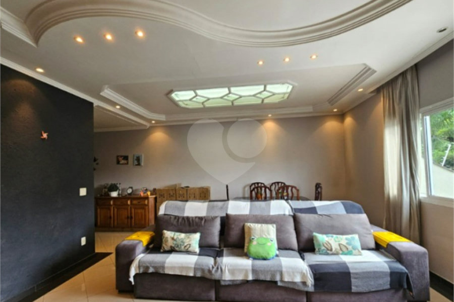 Casa à venda com 3 quartos, sendo 1 suíte, em Vila Fiat Lux, São Paulo, SP