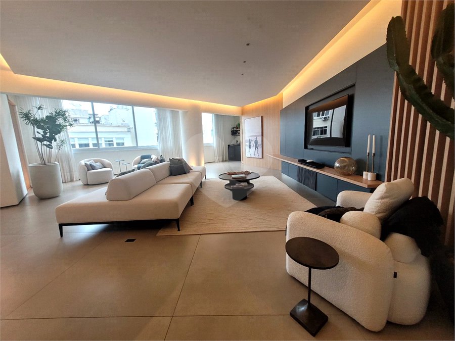 Apartamento à venda com 4 quartos, sendo 1 suíte,  em Ipanema, Rio de Janeiro, RJ