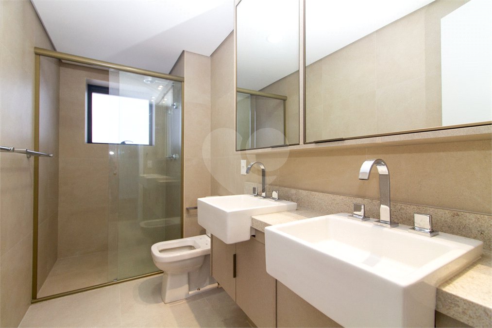 Apartamento à venda ou para alugar com 3 suítes em Jardim Morumbi, São Paulo, SP
