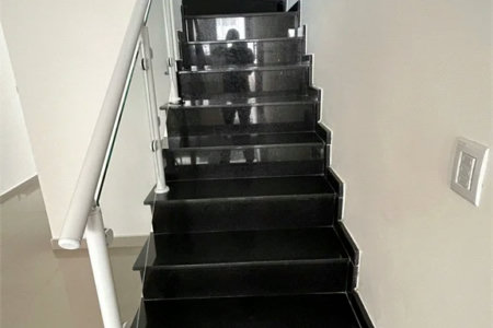 Casa à venda com 3 quartos, sendo 1 suíte, em Jardim Cidália, São Paulo, SP