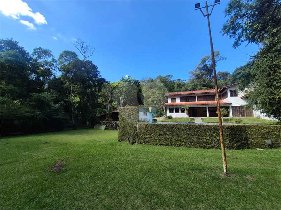 Casa à venda ou para alugar com 4 suítes no condomínio Parque Imperial da Cantareira, Mairiporã - SP
