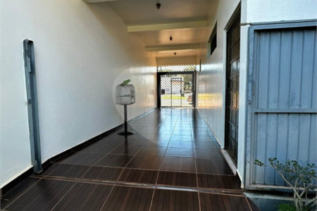Sobrado à venda com 6 quartos, sendo 1 suíte, no Centro, Ponta Porã, MS