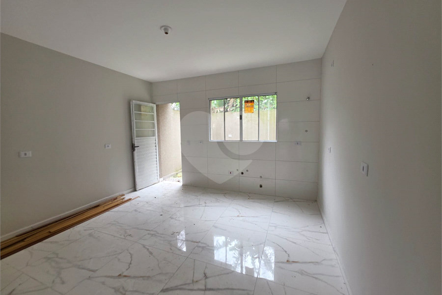 Sobrado à venda com 2 quartos, sendo 1 suíte, em Vila Clarice, São Paulo, SP