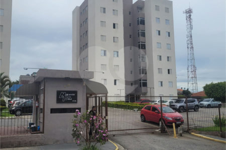 Apartamento à venda com 2 quartos em Vila Júlia, Poá, SP