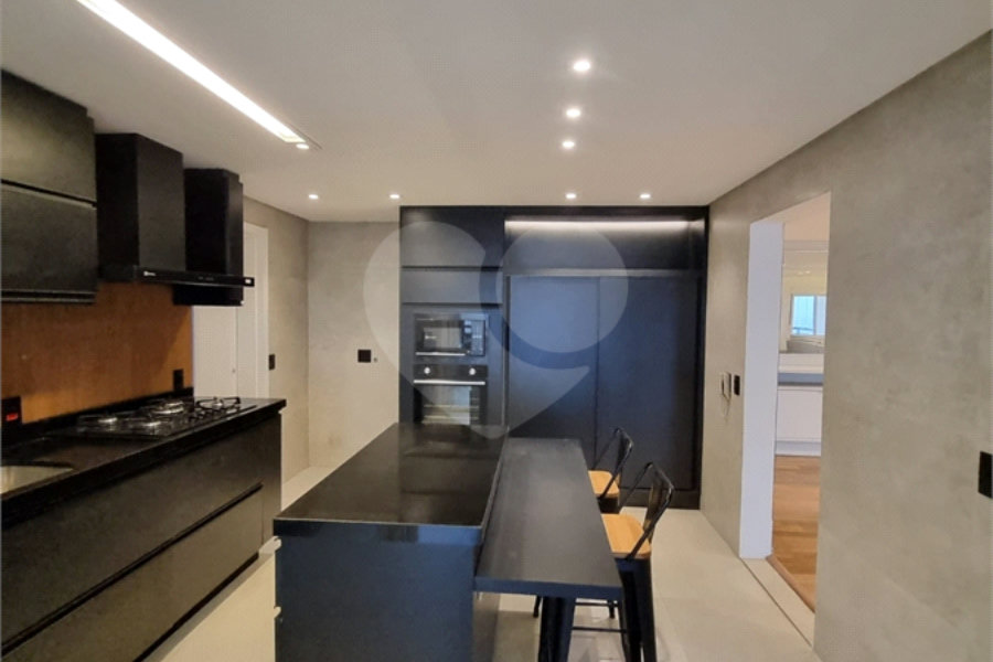 Apartamento à venda com 3 suítes em Santana, São Paulo, SP