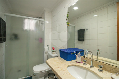 Apartamento à venda com 4 quartos, sendo 2 suítes, em Jardim Prudência, São Paulo, SP