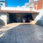 Sobrado à venda com 4 quartos, sendo 2 suítes,  em Vila Oliveira, Mogi das Cruzes, SP