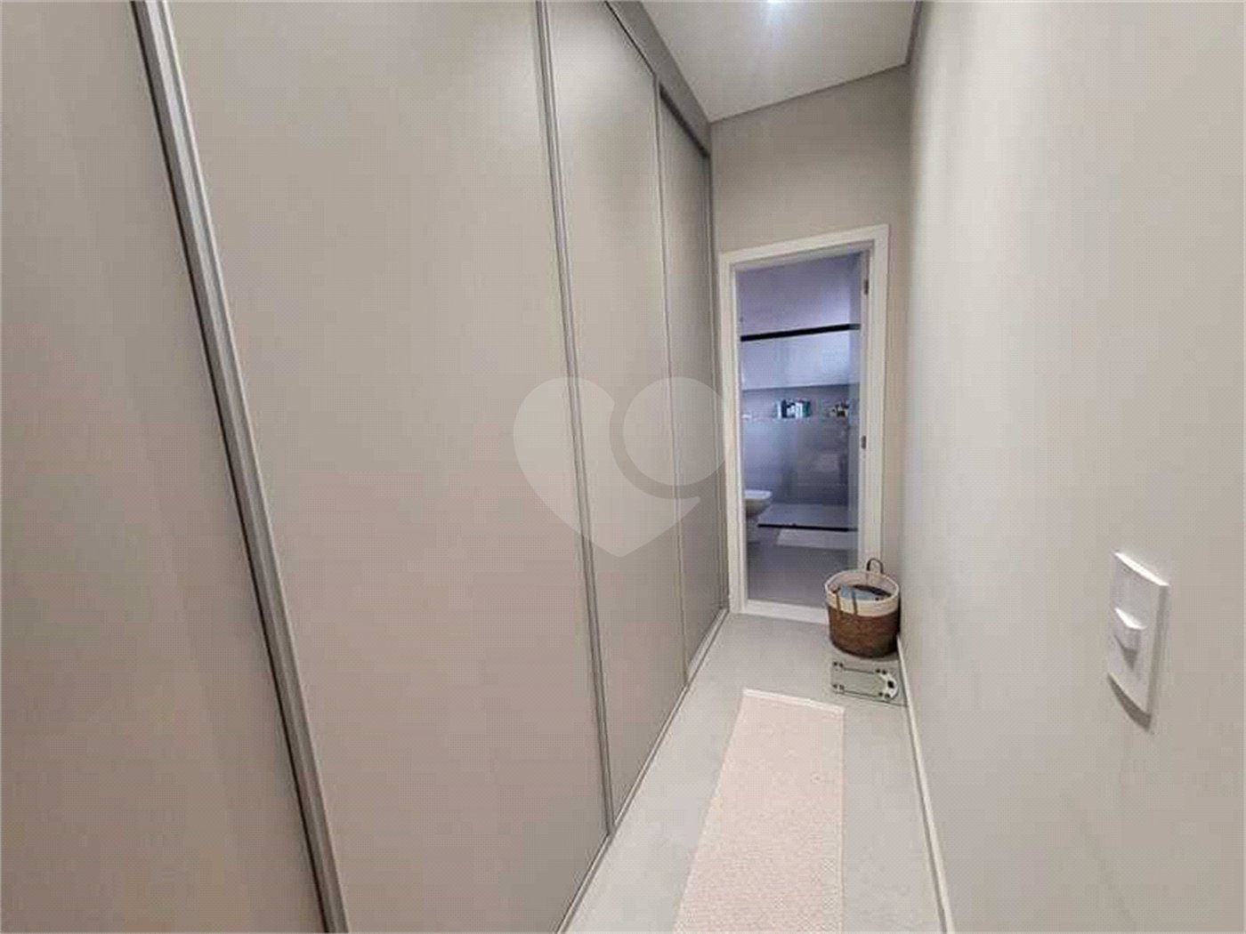 Casa à venda com 3 suítes no condomínio Piemonte, Indaiatuba - SP