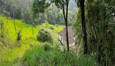 Casa Térrea à venda com 3 quartos, sendo 1 suíte,  em Rio Abaixo, Mairiporã, SP