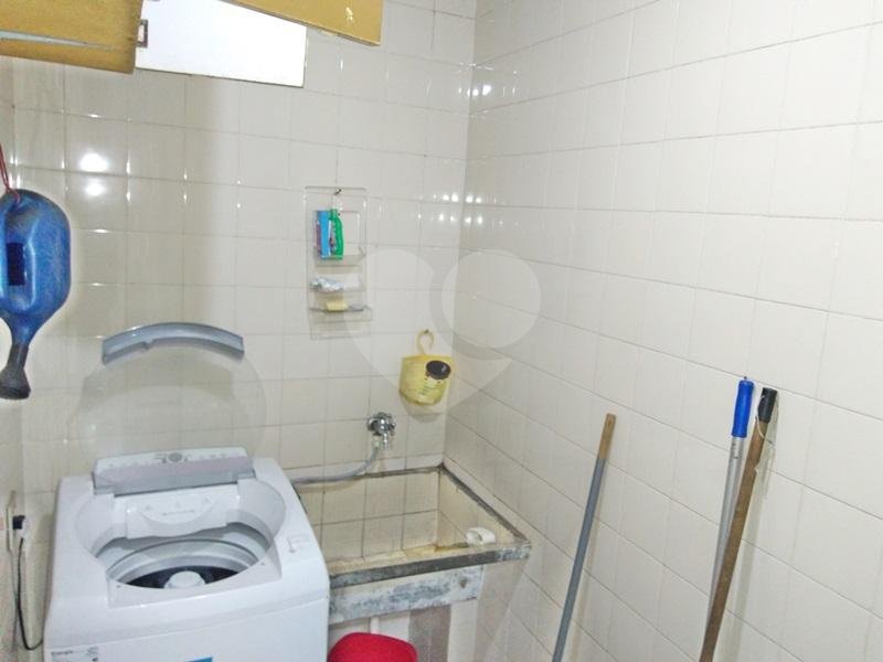 Sobrado à venda com 3 quartos em Jardim Peri, São Paulo, SP