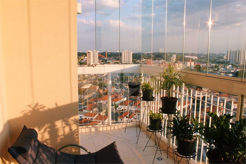 Duplex à venda com 3 quartos, sendo 2 suítes,  em Vila Santo Estéfano, São Paulo, SP