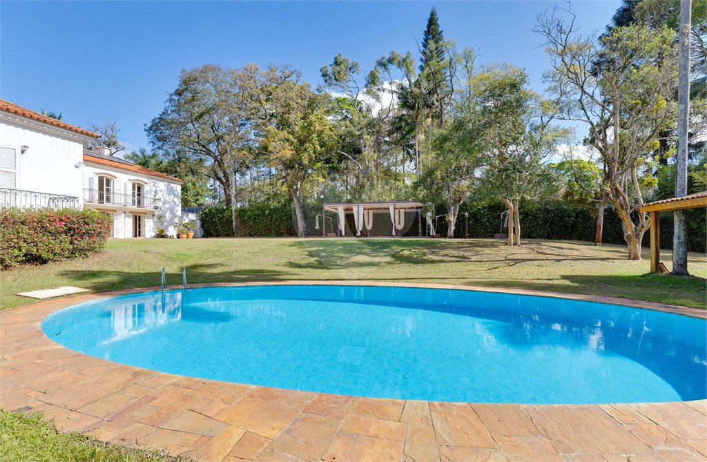 Casa à venda com 4 suítes em Chácara Flora, São Paulo, SP