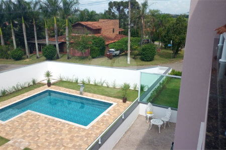 Casa à venda com 5 suítes no condomínio Village da Serra, Araçoiaba da Serra - SP