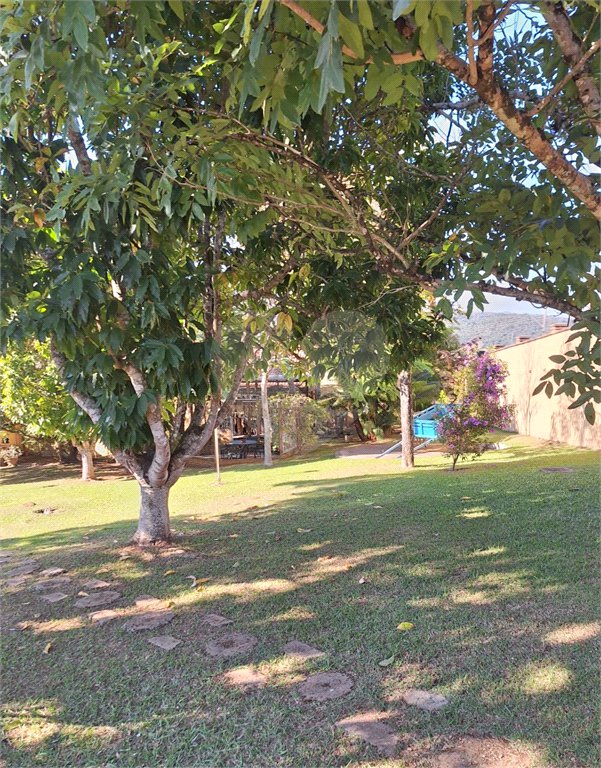Casa em condomínio à venda com 4 quartos, sendo 2 suítes, no Centro, Bom Jesus dos Perdões, SP