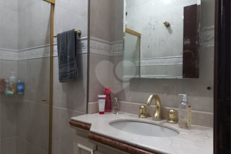 Casa à venda com 3 suítes em Parque Monte Alegre, Taboão da Serra, SP