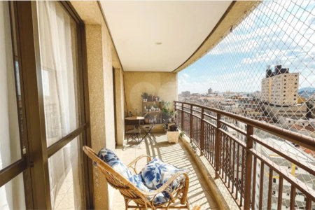 Apartamento à venda com 3 suítes em Santa Teresinha, São Paulo, SP