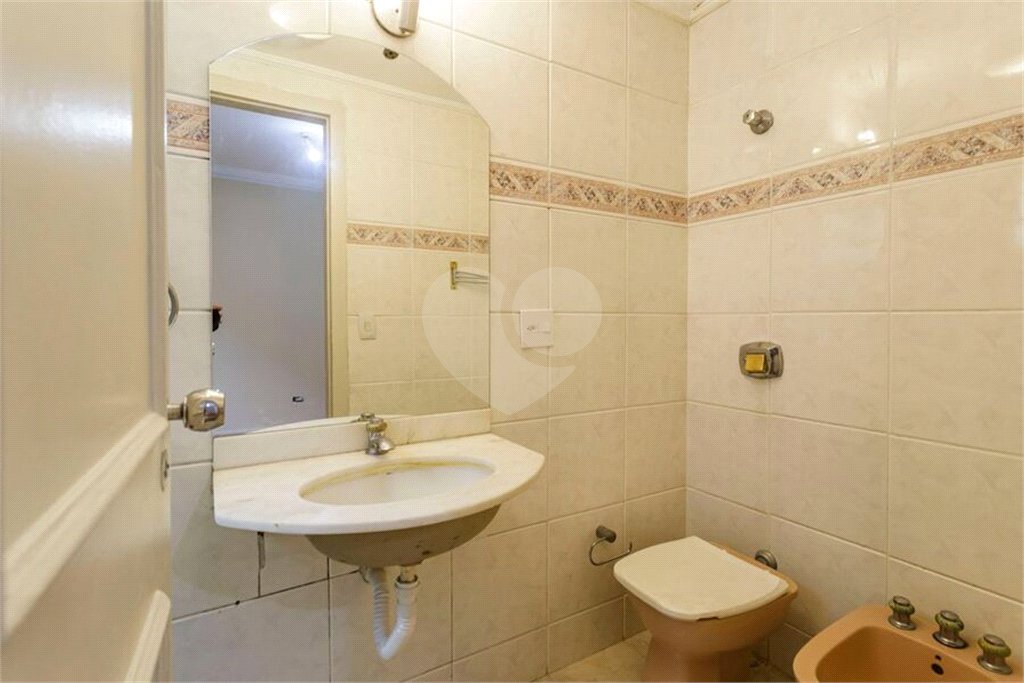 Apartamento à venda com 2 quartos, sendo 1 suíte, em Vila Uberabinha, São Paulo, SP