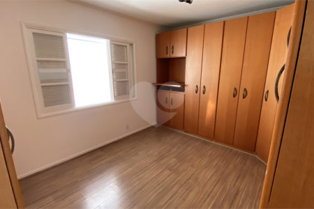 Sobrado à venda com 3 quartos, sendo 1 suíte, em Brooklin Velho, São Paulo, SP