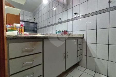 Casa à venda com 3 quartos, sendo 1 suíte, em Parque dos Bandeirantes, Ribeirão Preto, SP