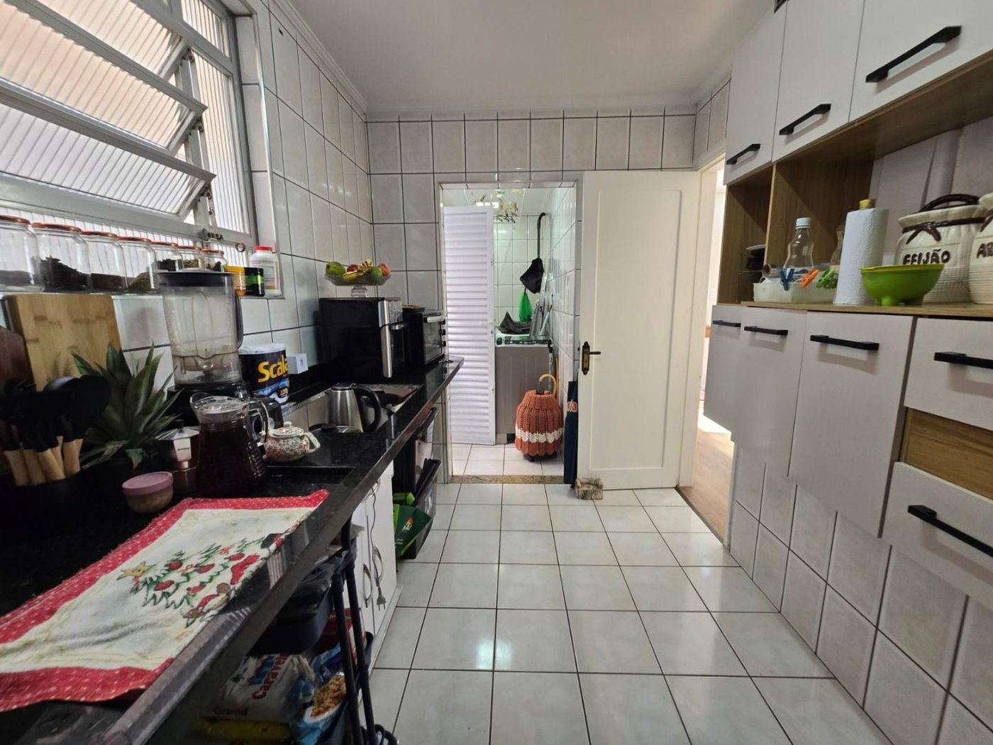 Apartamento com 2 dormitórios à venda, 59 m² por R$ 420.000,00 - Gonzaga - Santos/SP