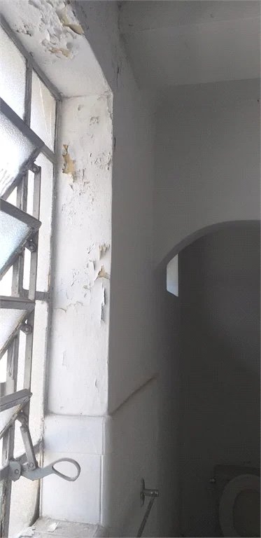Sobrado à venda ou para alugar com 4 quartos em Água Branca, São Paulo, SP