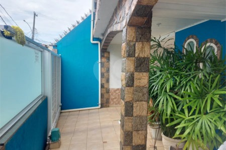 Casa à venda com 4 quartos, sendo 2 suítes, em Campo Grande, Rio de Janeiro, RJ