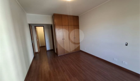 Apartamento para alugar com 3 quartos, sendo 1 suíte, em Alto da Boa Vista, São Paulo, SP
