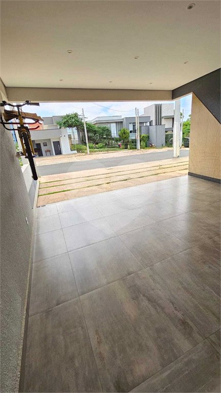 Casa à venda com 3 suítes no condomínio Mantova, Indaiatuba - SP