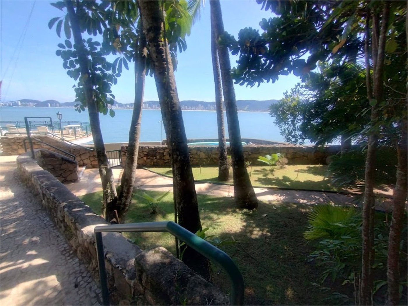 Casa Residencial à venda, Loteamento João Batista Julião, Guarujá - CA0028.