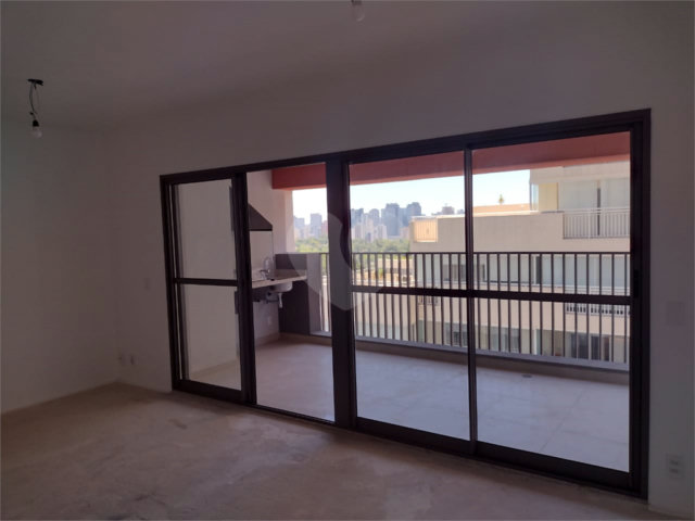 Apartamento à venda com 2 quartos, sendo 1 suíte,  em Santo Amaro, São Paulo, SP