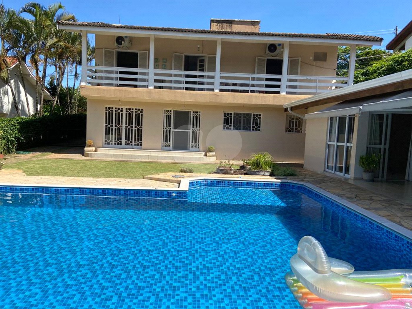 Casa à venda com 6 quartos, sendo 3 suítes,  em Marambaia, Vinhedo, SP