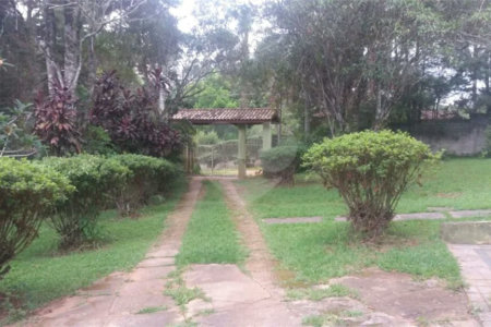 Chácara à venda com 3 suítes em Pau Arcado, Campo Limpo Paulista, SP