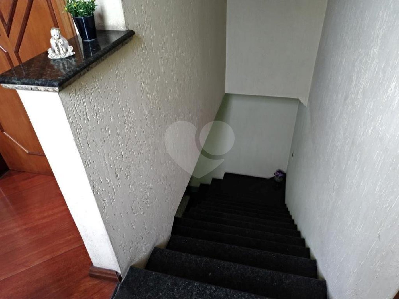 Sobrado à venda com 2 quartos, sendo 1 suíte, em Santa Teresinha, São Paulo, SP