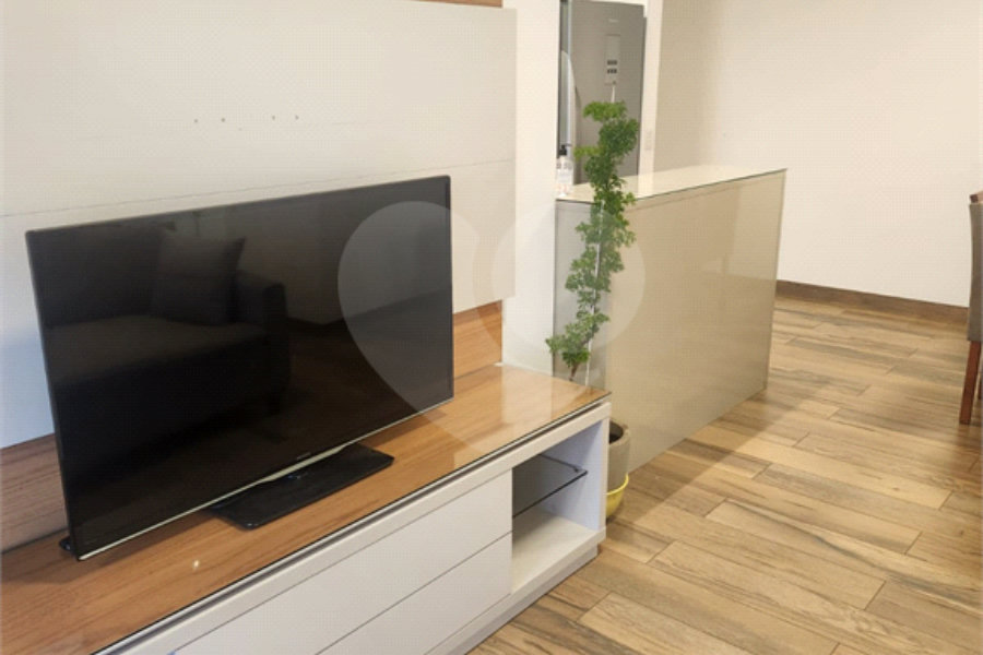 Apartamento à venda com 3 quartos, sendo 1 suíte, em Barra Funda, São Paulo, SP